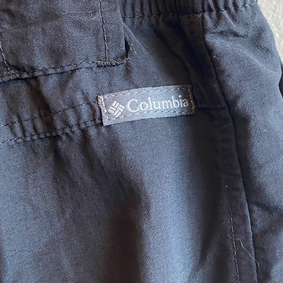 Columbia Women's Cargo Short Black Medium - Picture 5 of 5